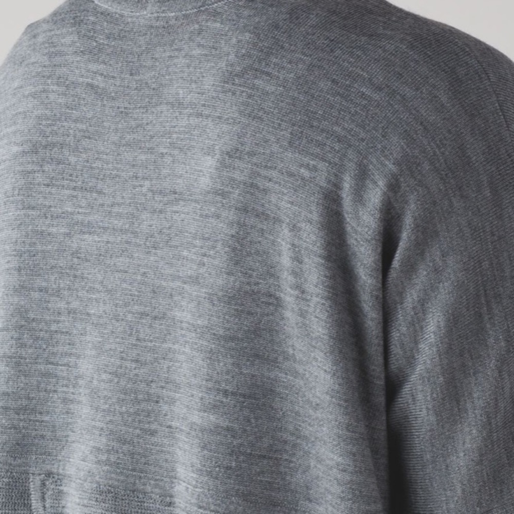 Lululemon sit in lotus wrap - size 8 - merino wool - gray - Picture 14 of 15